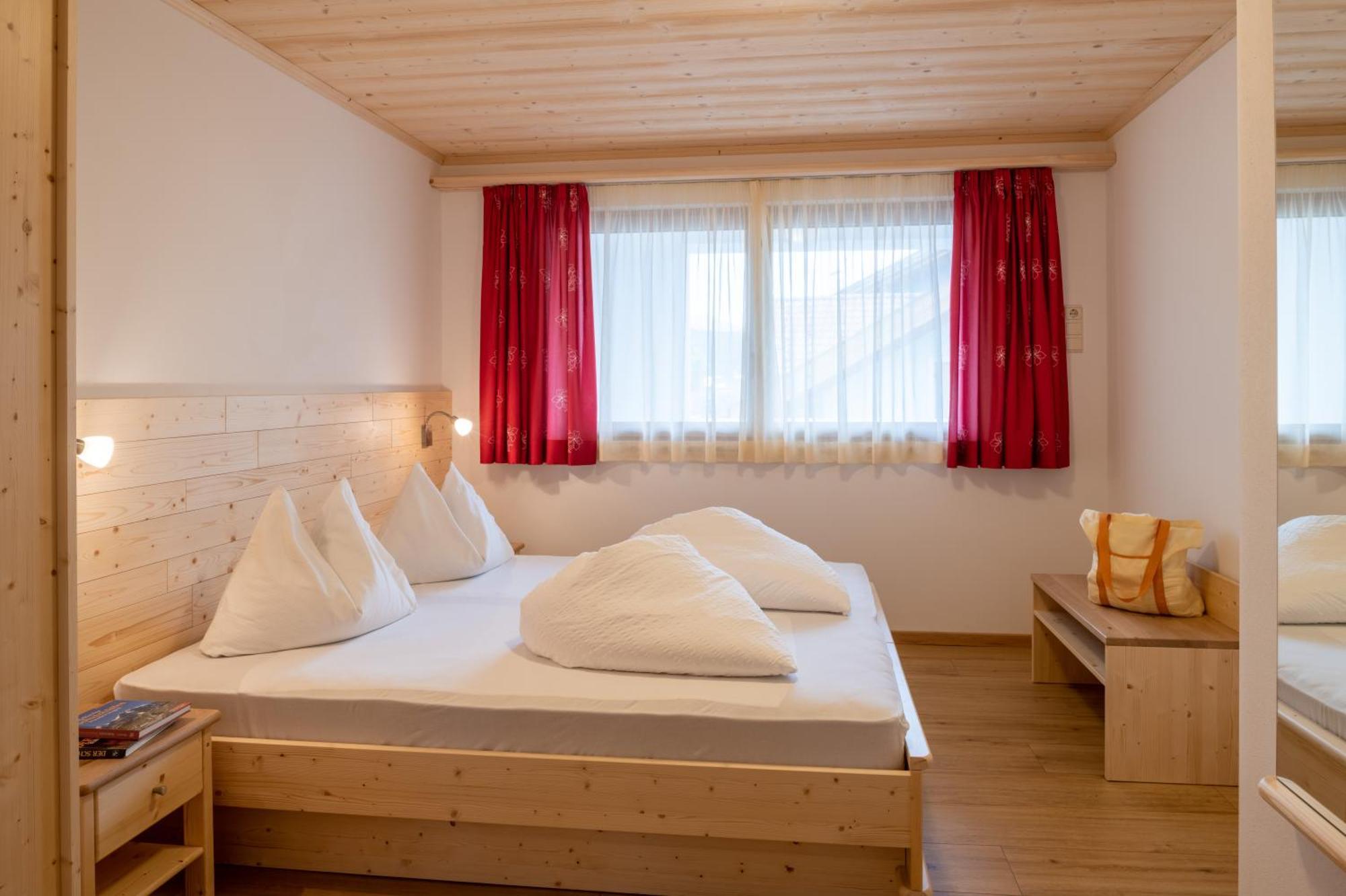 Residence Viktoria Кастелрото Екстериор снимка